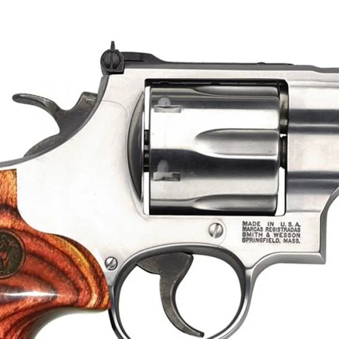 Model 629 Deluxe N-Frame 44 Magnum 3โ BBL 6RD SS/Wood - photo 3