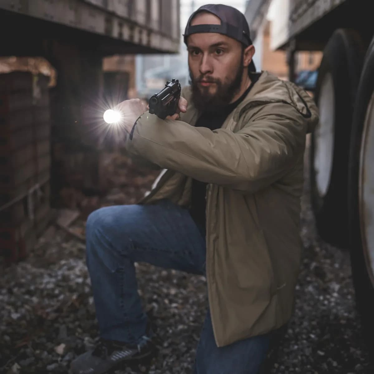 MCH-HC Dual-Fuel Hi-Candela Flashlight 1100 Lumen FDE - photo 5