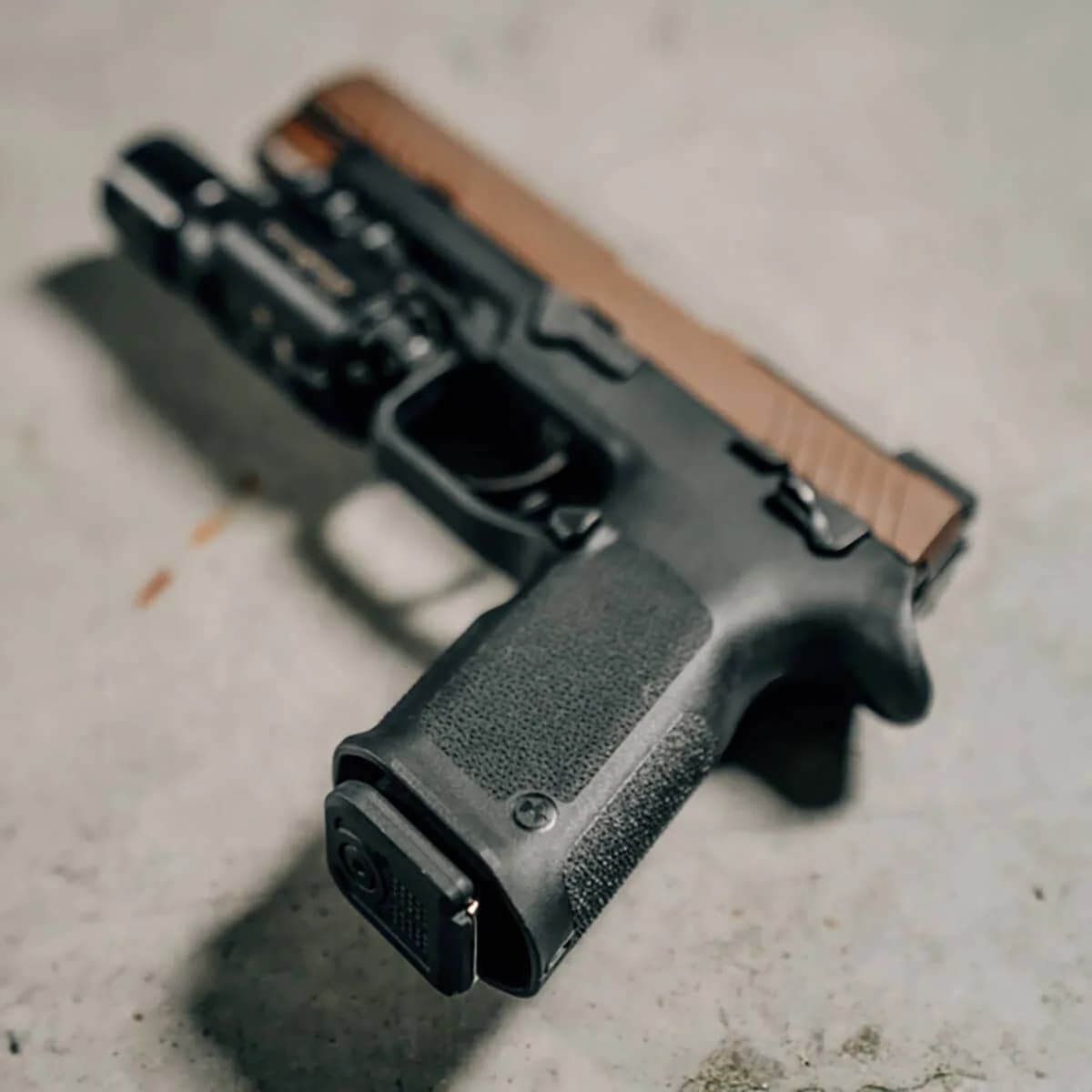 EHG SG9 Grip Frame w/Manual Safety for Sig P320FS Black - photo 3