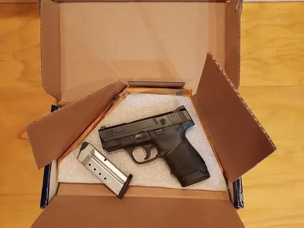 1st Gen. S&W Shield 40
