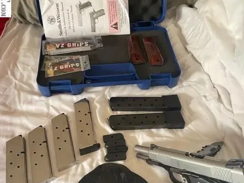 S&W 1911SC E 45 Tritium Sights