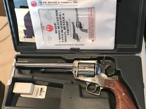 Ruger Super Black Hawk .44mag Revolver Stainless Steel, Excellent condition!
