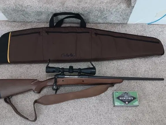 EXC. COND. SAVAGE 110 270 WIN. CALIBER