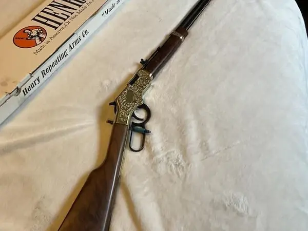 $$$ PRICE DROP $$$...NIB... VERY RARE...COLLECTABLE...HENRY GOLDEN BOY DELUXE ENGRAVED 3rd EDITION .22LR...