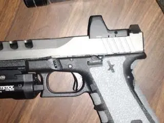 Glock 17