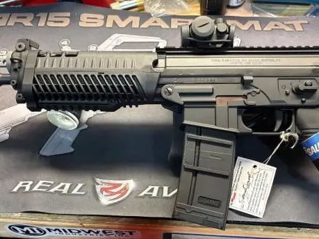 SIG P556