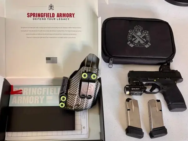 Springfield Hellcat CCW Bundle