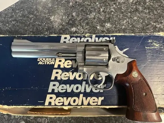 Smith & Wesson 686 4in