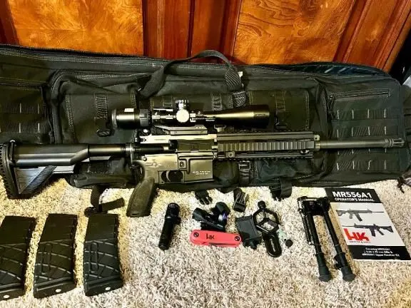HK MR556 A1