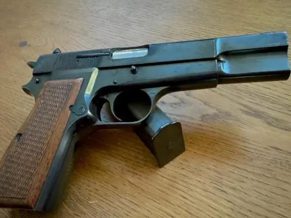 Browning Hi power - Belgian FN ' C' series