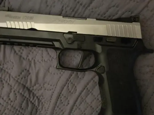 Sig Sauer P320 X5 9mm 6 magazines