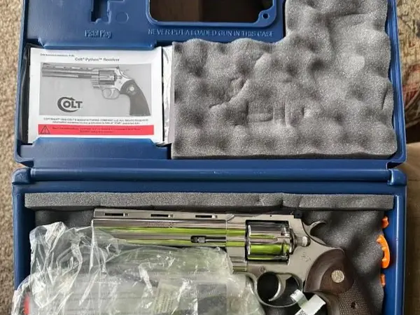 Colt Python (new production)