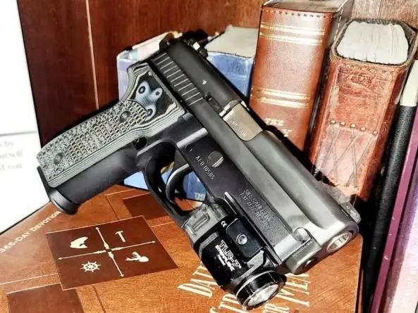 Sig Sauer P229R .40 S&W