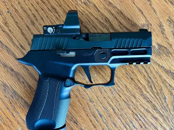xcompact Icarus