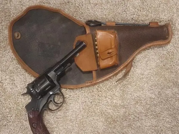 1940 Nagant revolver plus 500 rounds ammo