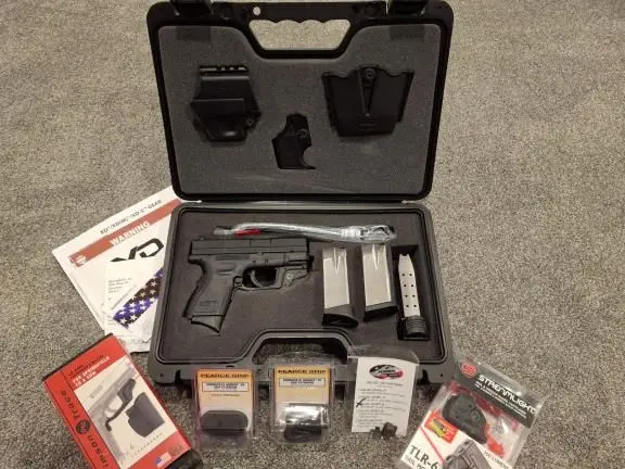 Springfield Xd40 Subcompact [New] w/Crimson Trace & TLR6