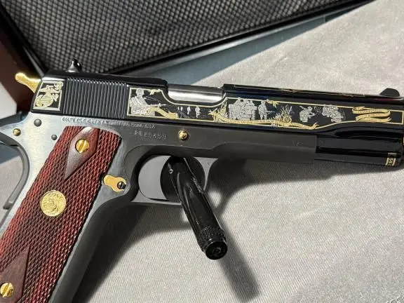 Colt 1911 “America Remembers” Leatherneck Vietnam tribute