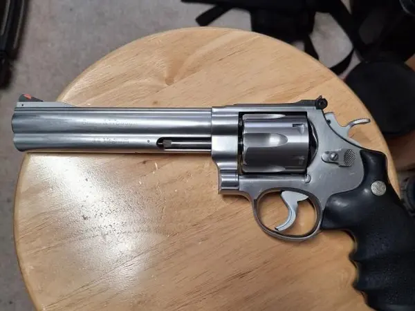 Smith and Wesson 629 classic