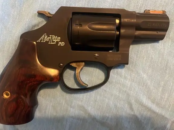Smith and Wesson 351PD AirLite