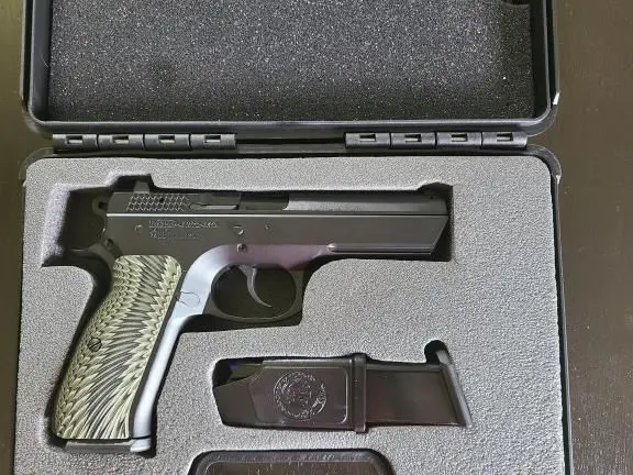 **** Canik TriStar T-120 9mm Semi Auto Pistol ****