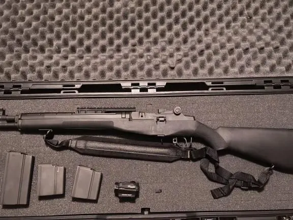 Springfield M1A Socom 16 with case and Romeo 5