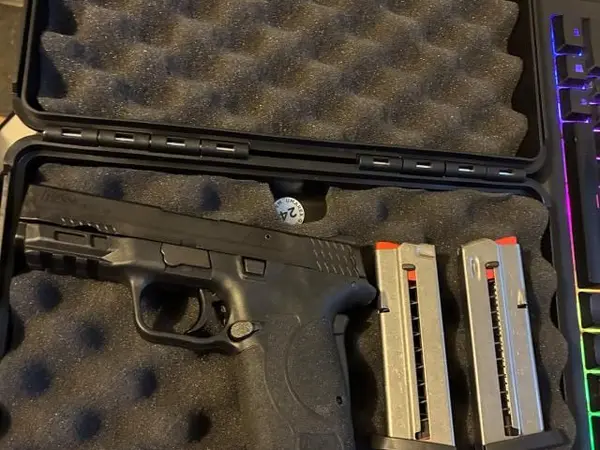 Smith & Wesson M&P Shield 9mm EZ