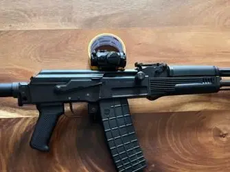 AK-47 - Arsenal SAM5R 5.56