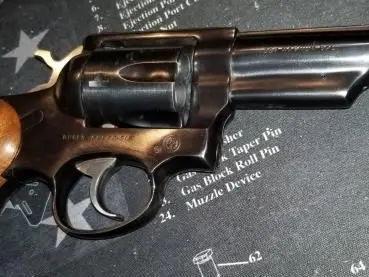Ruger speed six 4"