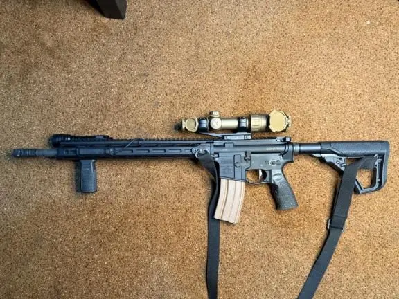 Daniel Defense DD M4V7 Pro