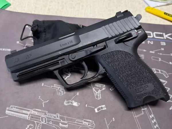 HK USP 9mm MINT