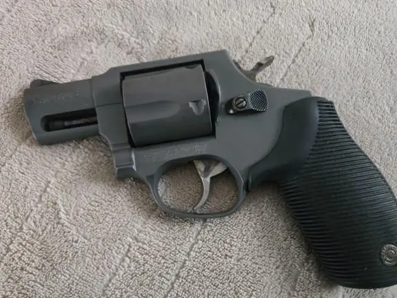TAURUS 445 TITANIUM