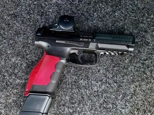 HK VP9 F w/ Vortex Venom Enclosed Red Dot...Taylor Freelance Aluminum Grip Panels...