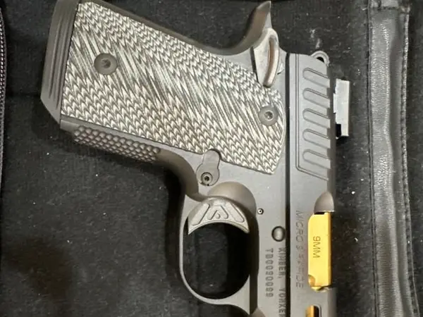 Kimber Micro 9 Rapide Black and Gold