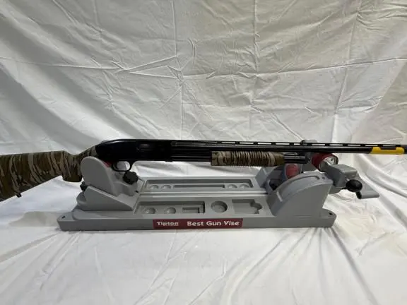 Mossberg Maverick 88 12 gauge