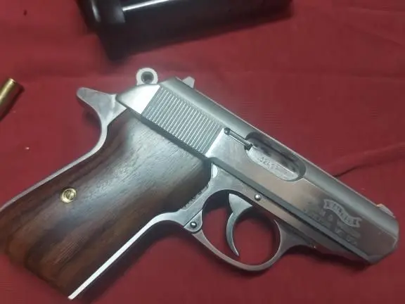 Walther PPKS S&W USA 32 ACP with ammo and acces6 *price reduced