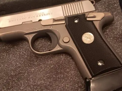 Colt Mustang Pocketlite 380 auto (865-599-4333) $700