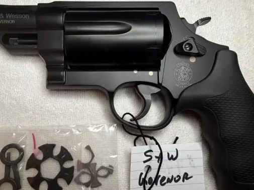 LNIB S&W GOVERNOR -.410 / 45acp/ 45 long colt