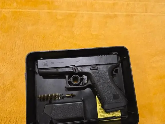 Glock 19