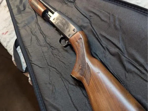Ithaca 37 featherweight 16 gauge in very nice shape
