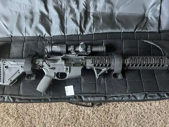 Custom AR 15 with lpvo