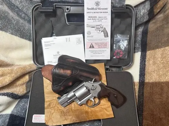 ***New/Unfired Smith & Wesson 686 Preformance Center 7 Round Case & Factory Paperwork***Niner18-21O-980Five