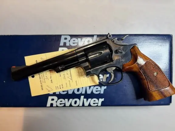 Smith & Wesson Model 19-5 6" .357 Magnum