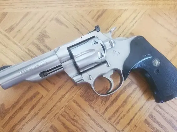 Colt Trooper MK III 357 Magnum 4" Nickel (1981)