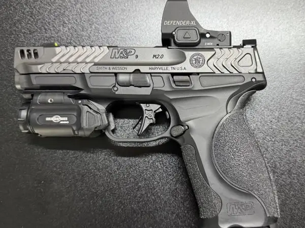 Smith & Wesson Performance Center M&P M2.0 Metal Carry Comp w/Vortex Defender XL