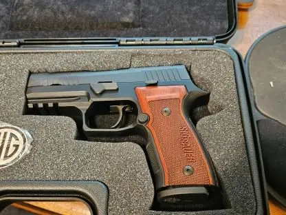 SIG P320 AXG