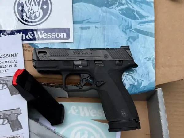 S&W M&P Shield X carry comp