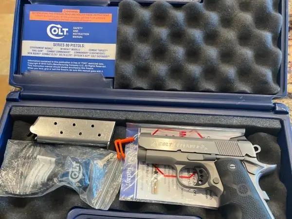 Colt Defender LightWieght