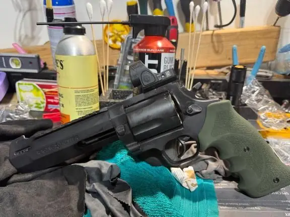 $900 Raging Hunter 460/454/45colt