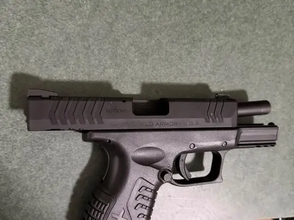 Springfield compact Xdm 3.8 9mm