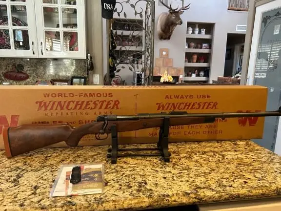 Winchester M70 SAFARI HIGH GRADE 375 H&H